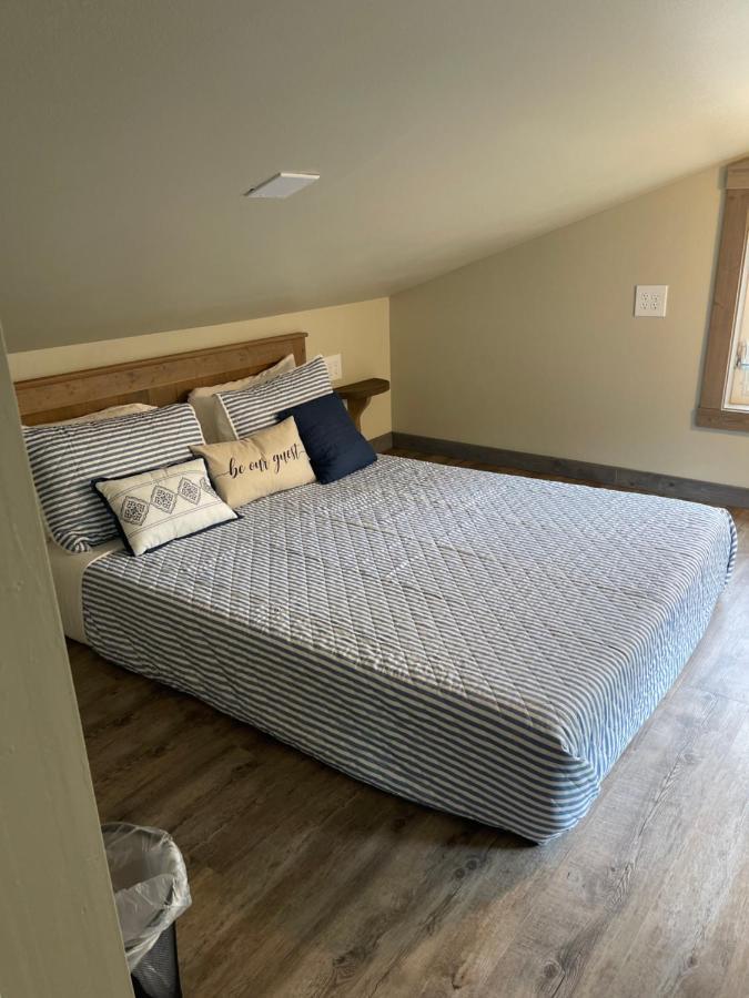 The Inn At Liberty Farms Sunshine Exteriör bild
